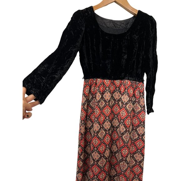 Authentic Vintage Handmade Maxi Dress - Picture 3 of 9